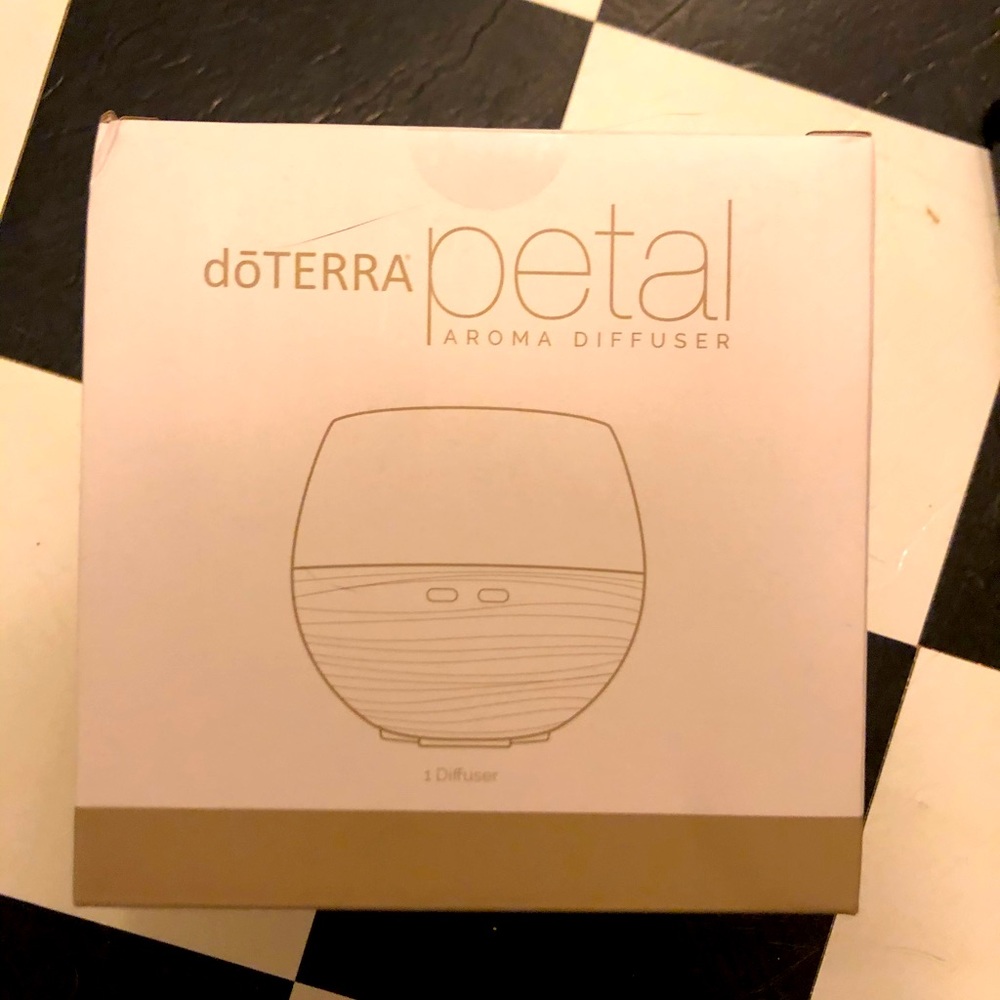 DoTERRA Petal Aroma Diffuser